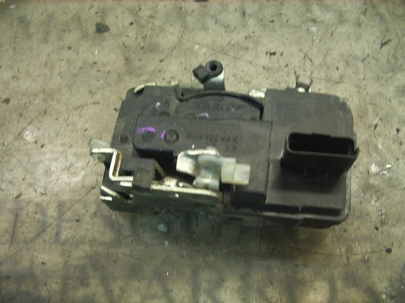 Recambio de cerradura puerta delantera derecha para citroën berlingo referencia OEM IAM   