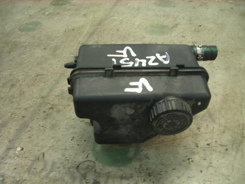 Recambio de deposito servo para citroën berlingo referencia OEM IAM   