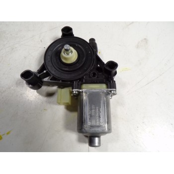 MOTOR ELEVALUNAS DELANTERO DERECHO 5Q0959801C 5Q0959801C 0130822077