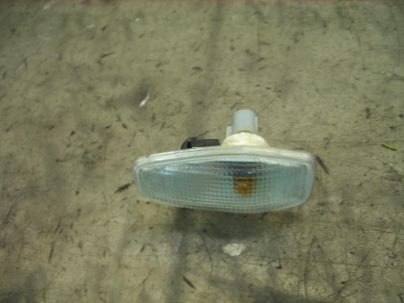 Recambio de piloto lateral izquierdo para hyundai getz (tb) 1.5 crdi gls referencia OEM IAM 9230325500  