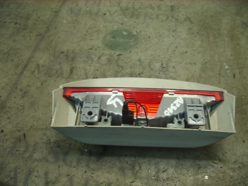 Recambio de piloto trasero central para hyundai getz (tb) 1.5 crdi gls referencia OEM IAM 927501C000  