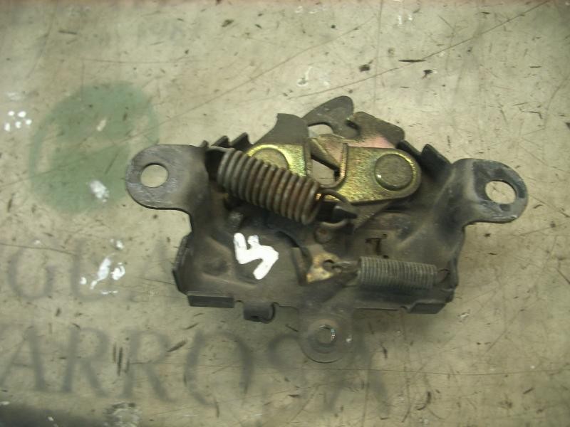 Recambio de cerradura capot para toyota yaris (ncp1/nlp1/scp1) 1.0 linea sol referencia OEM IAM   