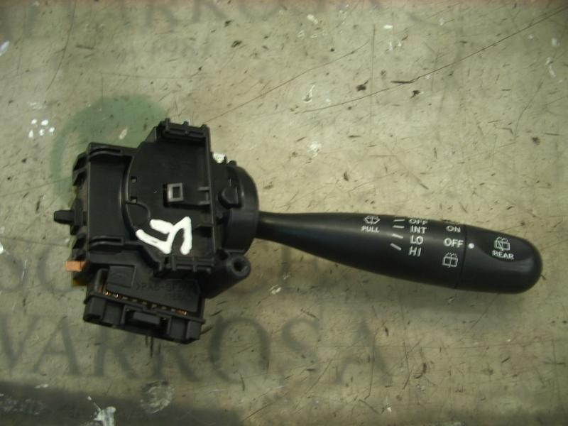 Recambio de mando limpia para toyota yaris (ncp1/nlp1/scp1) 1.0 linea sol referencia OEM IAM   