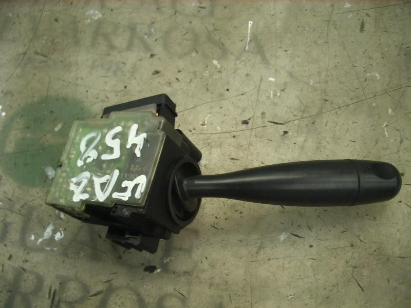 Recambio de mando limpia para toyota yaris (ncp1/nlp1/scp1) 1.0 linea sol referencia OEM IAM   