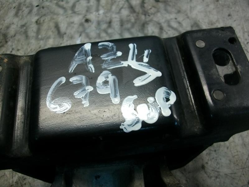 Recambio de soporte cambio para volkswagen golf iv berlina (1j1) 25 aniversario referencia OEM IAM   