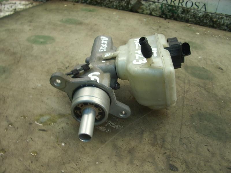 Recambio de bomba freno para seat leon (1p1) reference referencia OEM IAM   