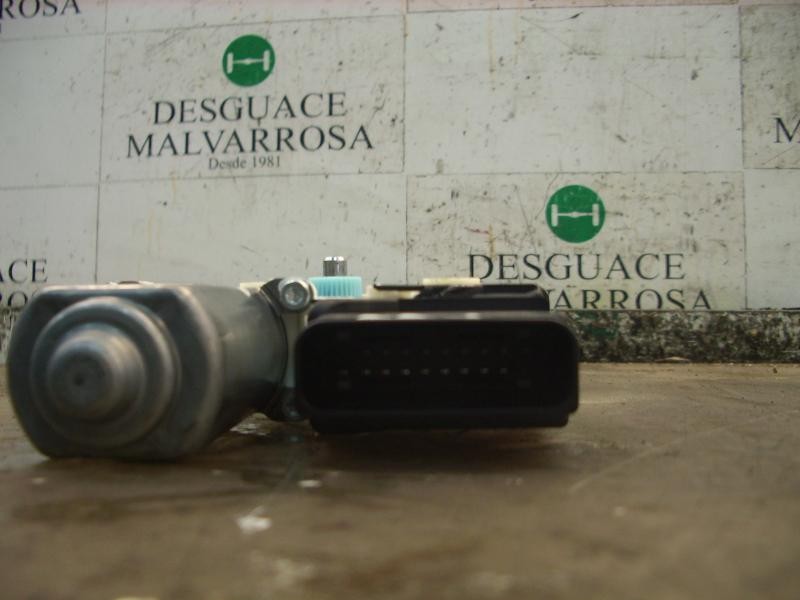 Recambio de motor elevalunas trasero izquierdo para seat leon (1p1) reference referencia OEM IAM   