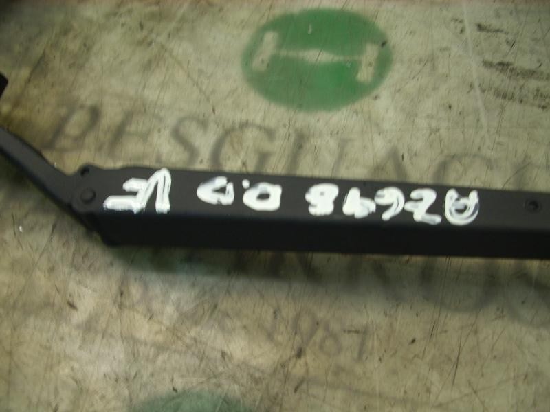 Recambio de brazo limpia delantero derecho para kia rio 1.5 crdi referencia OEM IAM 983201G001  