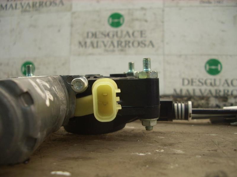 Recambio de elevalunas trasero derecho para kia rio 1.5 crdi referencia OEM IAM 834021G010  