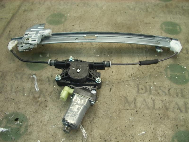 Recambio de elevalunas trasero derecho para kia rio 1.5 crdi referencia OEM IAM 834021G010  