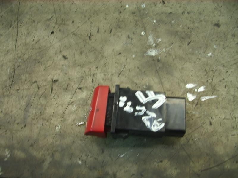 Recambio de warning para kia rio 1.5 crdi referencia OEM IAM 937901G000  