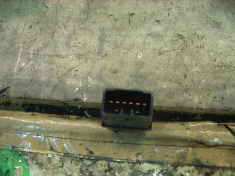 Recambio de warning para kia rio 1.5 crdi referencia OEM IAM 937901G000  