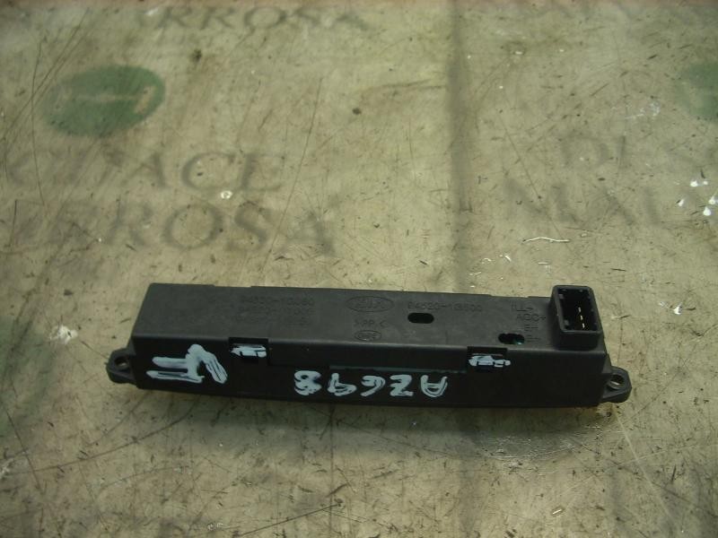 Recambio de mando multifuncion para kia rio 1.5 crdi referencia OEM IAM 945201G050  