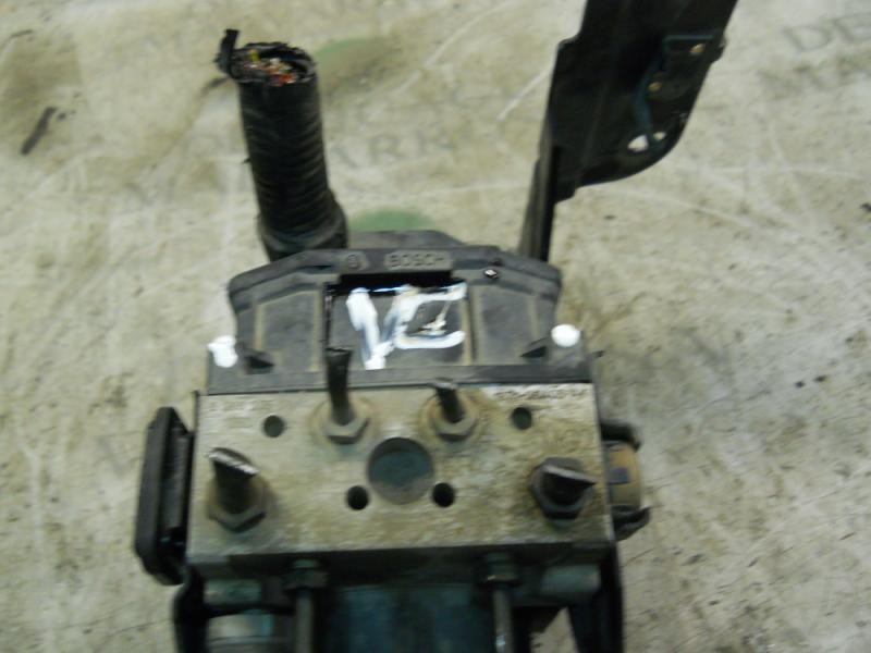 Recambio de abs para ford mondeo berlina (ge) ghia referencia OEM IAM   