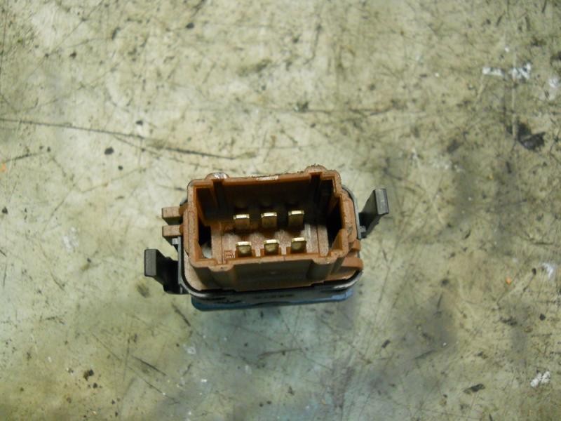 Recambio de modulo electronico para renault clio ii fase ii (b/cb0) authentique referencia OEM IAM   