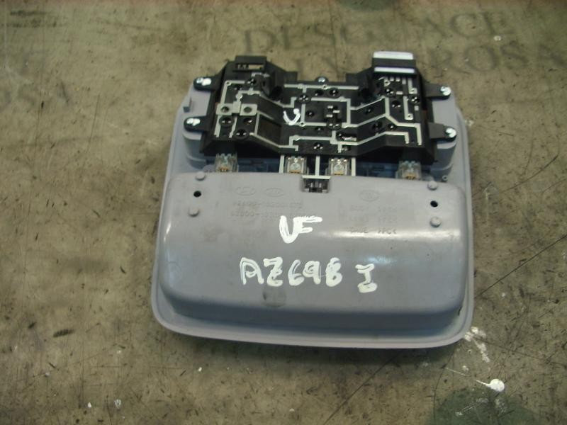 Recambio de piloto interior para kia rio 1.5 crdi referencia OEM IAM 928001G200LX  