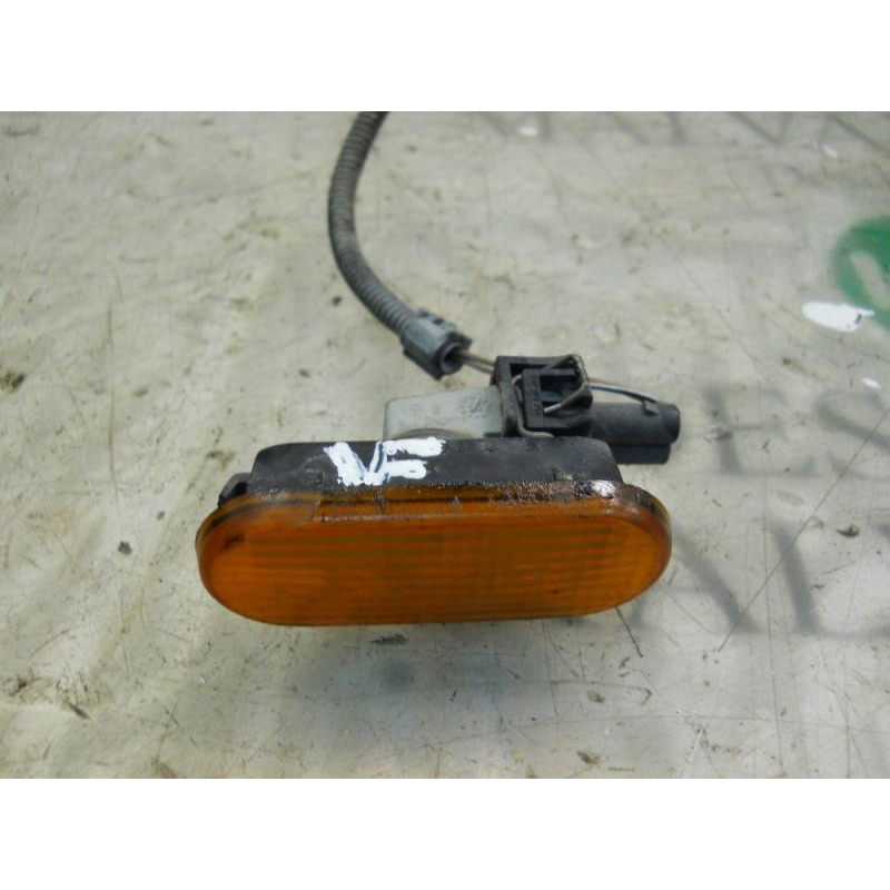 Recambio de piloto lateral izquierdo para seat ibiza (6k) 1.4 referencia OEM IAM   