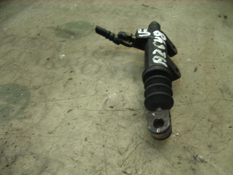 Recambio de bombin embrague para hyundai elantra (xd) 2.0 crdi gls (5-ptas.) referencia OEM IAM 416102D100  