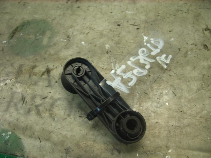 Recambio de maneta elevalunas trasera derecha para opel vectra b berlina 2.0 dti referencia OEM IAM   