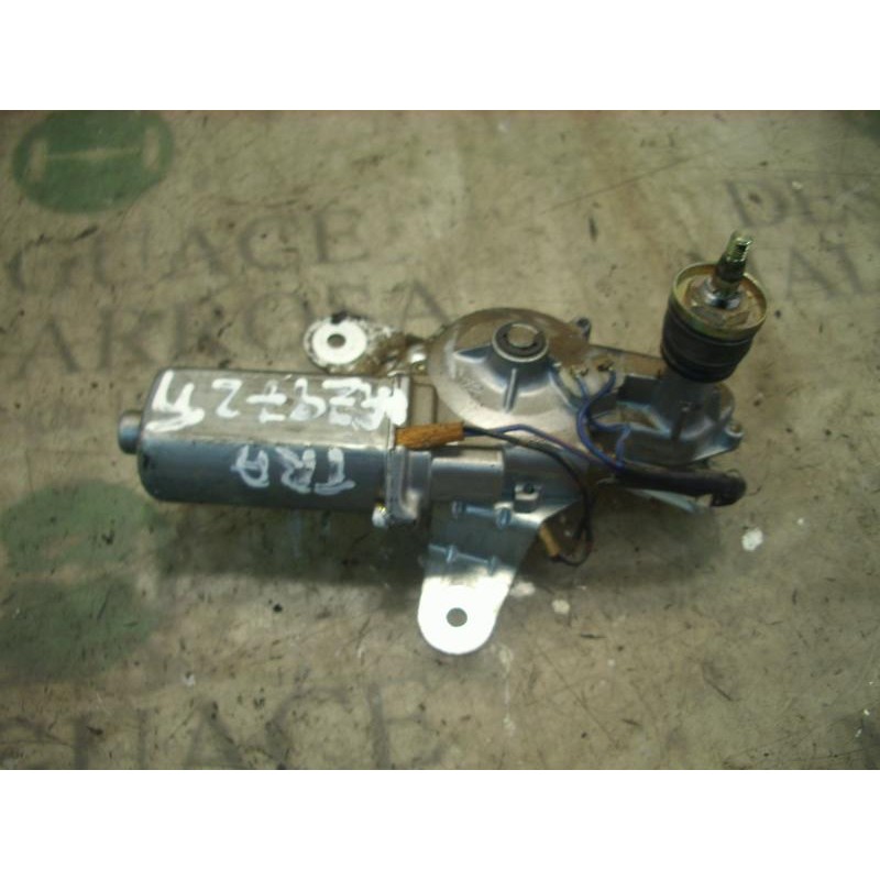 Recambio de motor limpia trasero para opel monterey ls referencia OEM IAM   