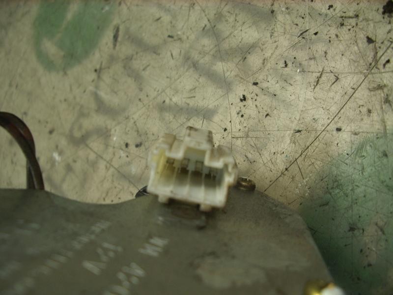 Recambio de motor limpia trasero para opel monterey ls referencia OEM IAM   