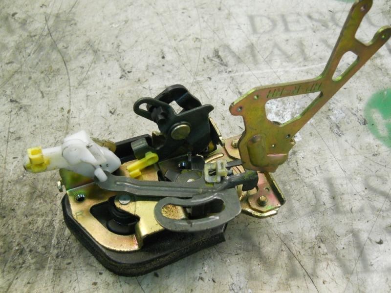 Recambio de cerradura puerta trasera derecha para hyundai terracan (hp) 2.9 crdi full referencia OEM IAM 81420H1020  