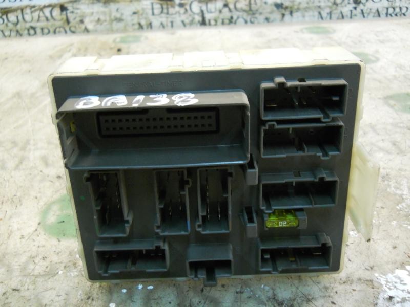 Recambio de caja reles / fusibles para ford focus berlina (cak) trend referencia OEM IAM   