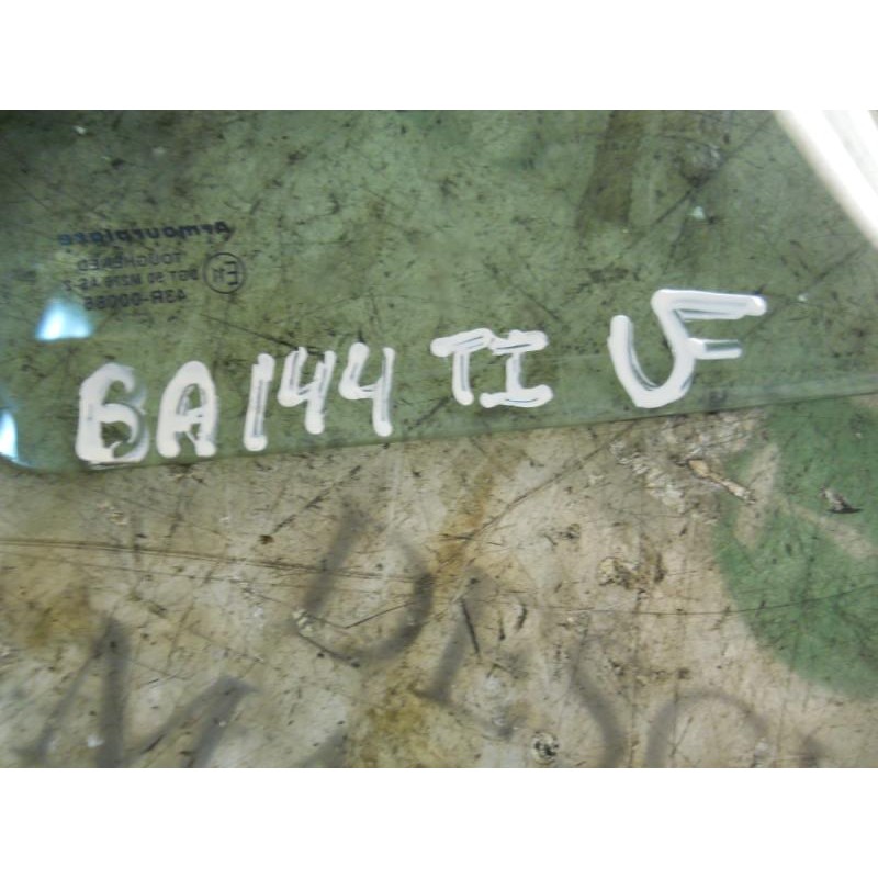 Recambio de cristal puerta trasero izquierdo para mitsubishi carisma berlina 5 (da0) 1900 di-d avance referencia OEM IAM   