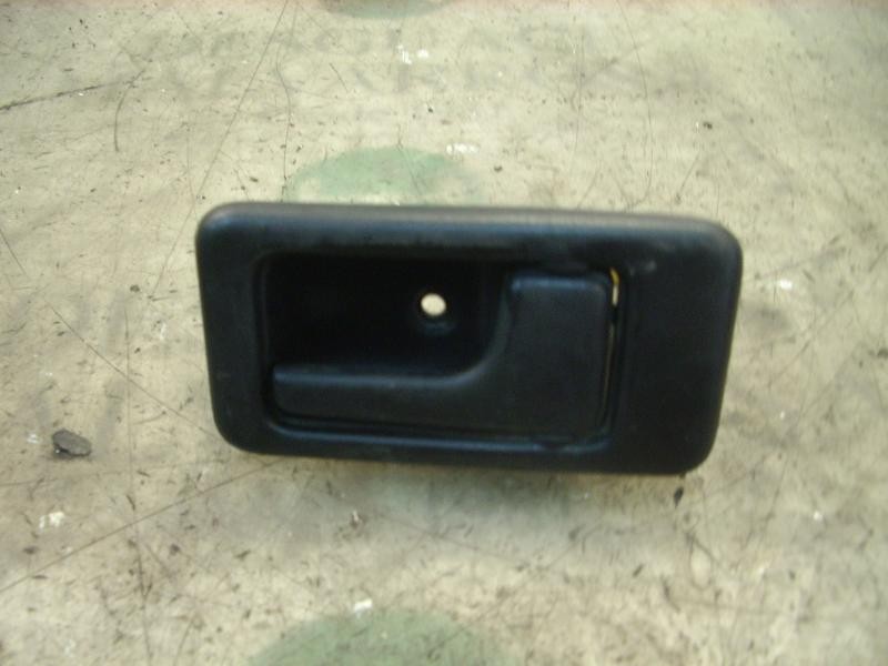 Recambio de maneta interior delantera derecha para opel monterey ls referencia OEM IAM   