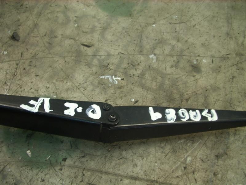 Recambio de brazo limpia delantero izquierdo para fiat punto berlina (188) referencia OEM IAM 735278596  