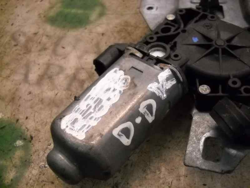 Recambio de elevalunas delantero derecho para renault laguna (b56) referencia OEM IAM   