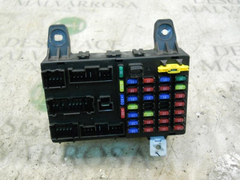 Recambio de caja reles / fusibles para hyundai getz (tb) 1.5 crdi referencia OEM IAM 911981C020 911981C020 
