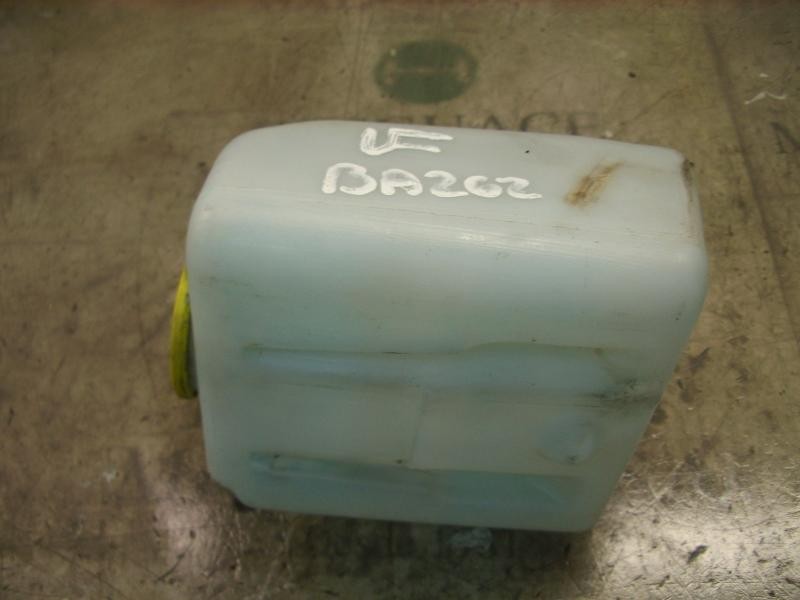 Recambio de deposito limpia para opel corsa c cosmo referencia OEM IAM   