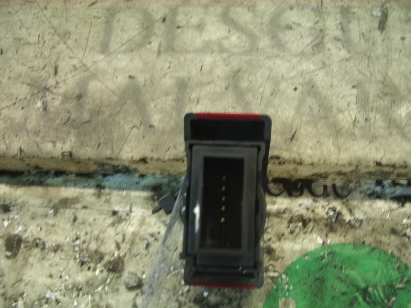 Recambio de warning para opel corsa c cosmo referencia OEM IAM   