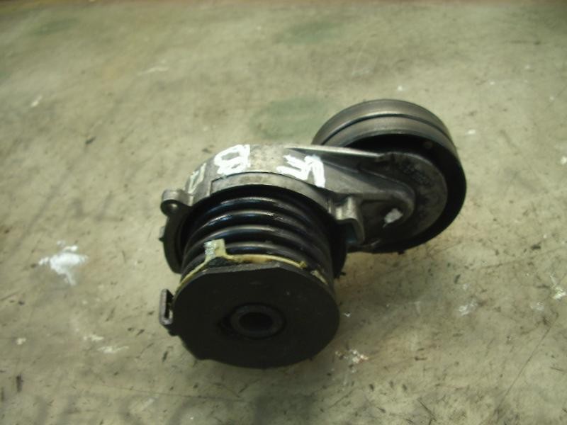 Recambio de tensor correa auxiliar para opel corsa c cosmo referencia OEM IAM   