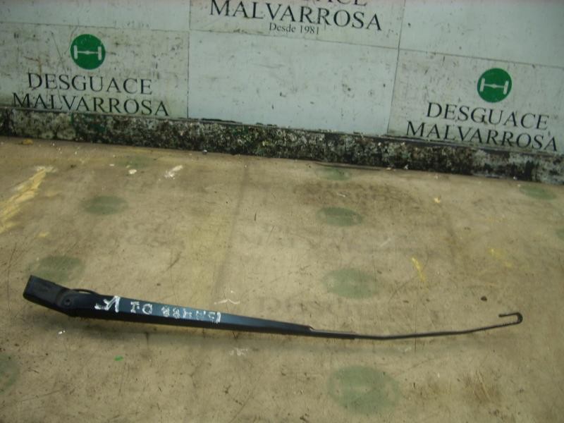 Recambio de brazo limpia delantero izquierdo para ford cougar (mc) v6 referencia OEM IAM 1078684  