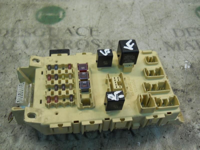 Recambio de caja reles / fusibles para toyota yaris (ncp1/nlp1/scp1) 1.0 linea sol referencia OEM IAM   