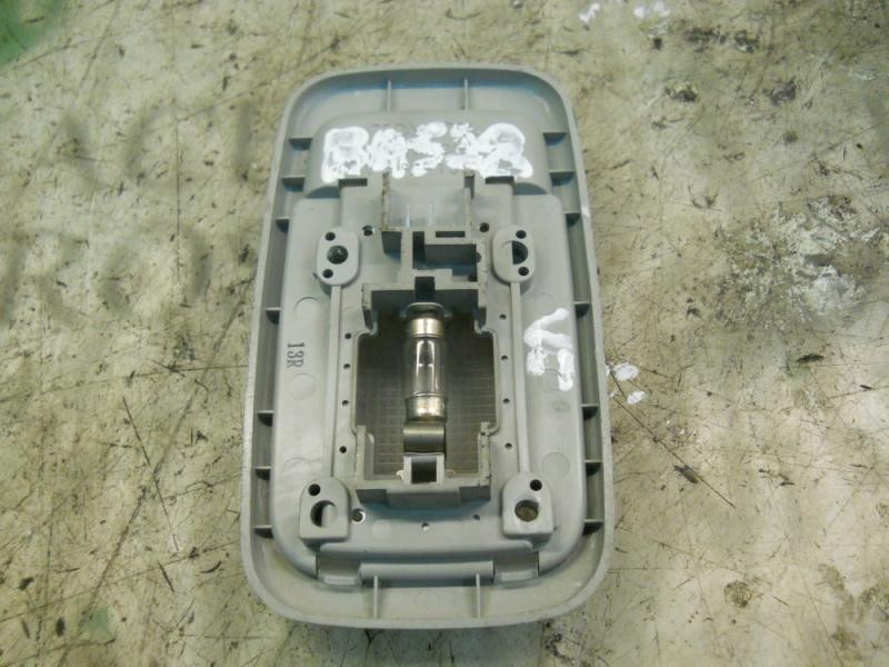 Recambio de piloto interior para toyota yaris (ncp1/nlp1/scp1) 1.0 linea sol referencia OEM IAM   