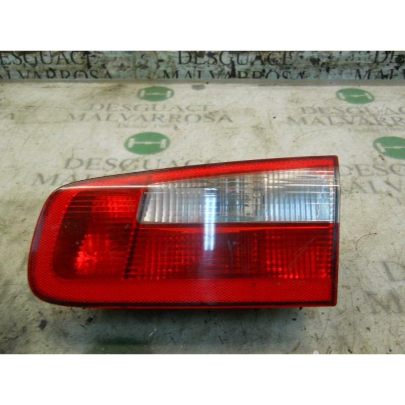 Recambio de piloto trasero derecho interior para renault laguna ii (bg0) authentique referencia OEM IAM 8200002476  