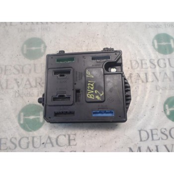 CAJA RELES / FUSIBLES 