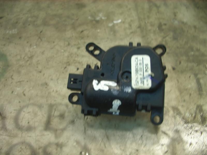 Recambio de motor apertura trampillas climatizador para ford focus berlina (cap) trend referencia OEM IAM   