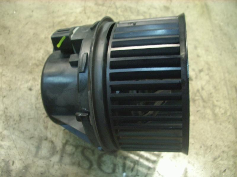 Recambio de motor calefaccion para ford focus berlina (cap) ambiente (d) referencia OEM IAM   