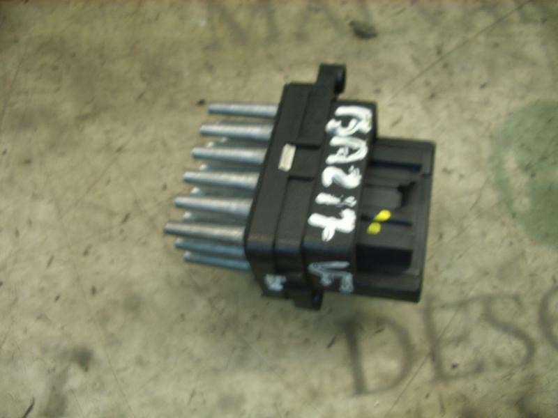 Recambio de resistencia calefaccion para ford focus berlina (cap) ambiente (d) referencia OEM IAM   