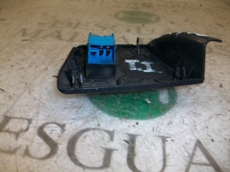 Recambio de mando elevalunas trasero izquierdo para skoda octavia berlina (1u2) 1.9 tdi slx referencia OEM IAM   