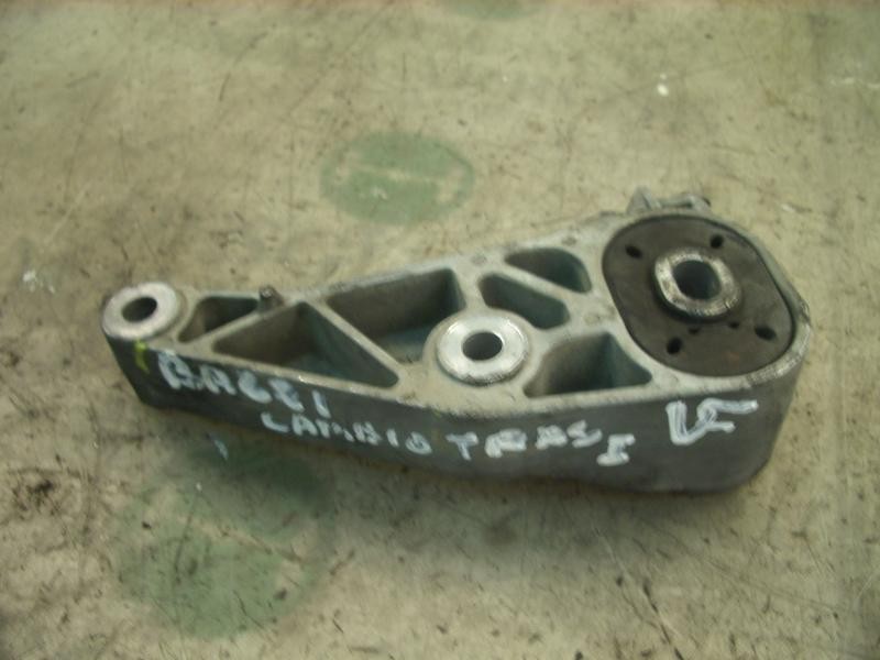 Recambio de soporte cambio para opel corsa c enjoy referencia OEM IAM   