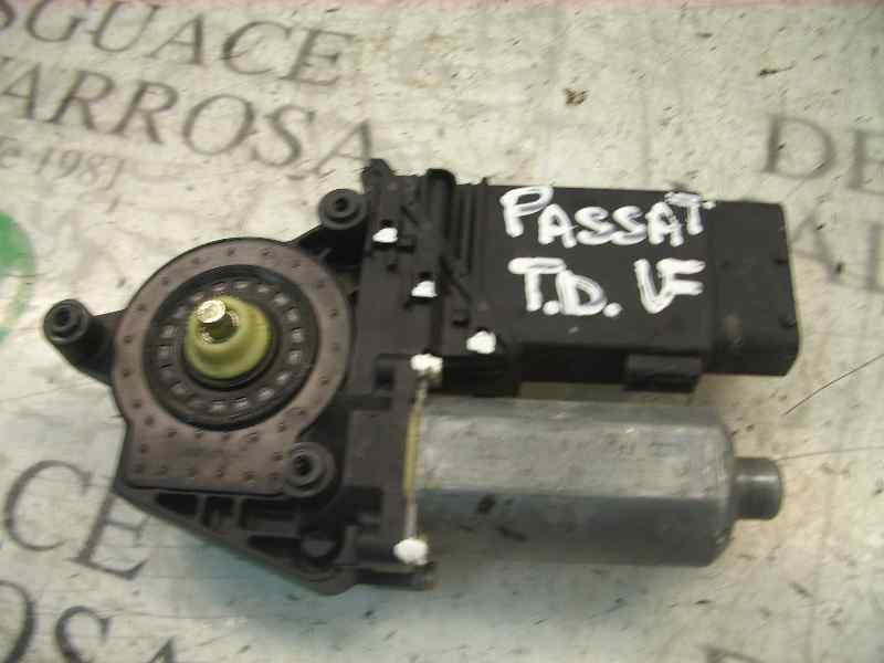 Recambio de motor elevalunas trasero derecho para volkswagen passat berlina (3b2) referencia OEM IAM   