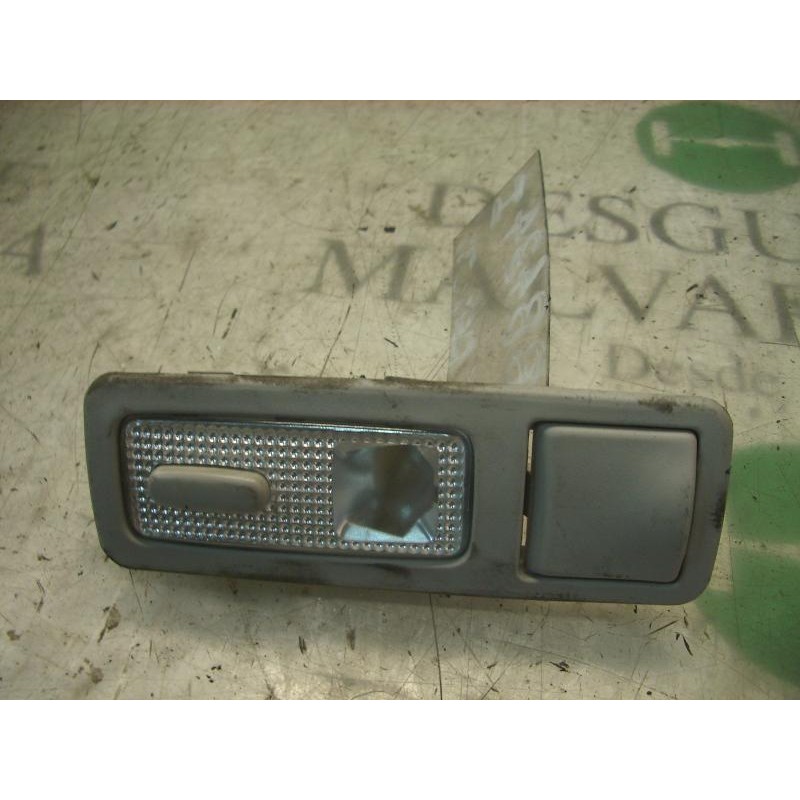 Recambio de piloto interior para peugeot 307 break / sw (s1) break xs referencia OEM IAM   