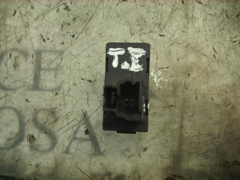 Recambio de mando elevalunas trasero izquierdo para peugeot 307 break / sw (s1) break xs referencia OEM IAM   