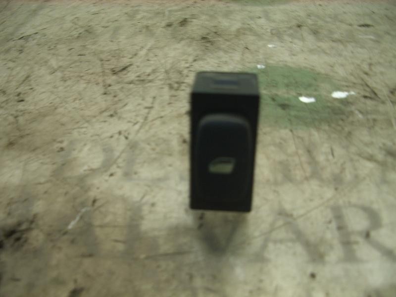 Recambio de mando elevalunas trasero derecho para peugeot 307 break / sw (s1) break xs referencia OEM IAM   