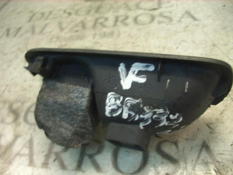 Recambio de mando elevalunas trasero izquierdo para renault megane ii berlina 5p confort expression referencia OEM IAM   